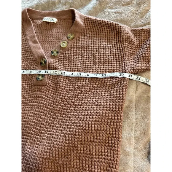 Listicle V-Neck Waffle Sweater Size Small Pullover Fall Warm Buttons - Picture 5 of 6